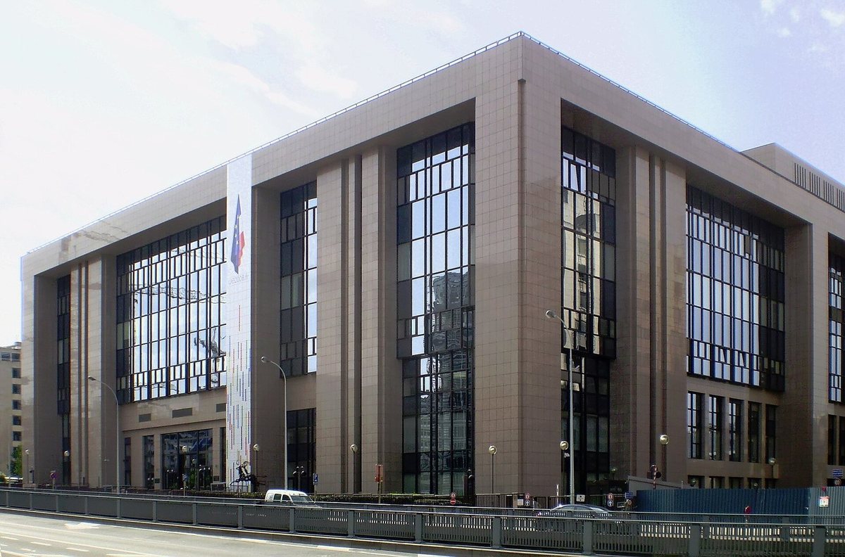 How a European law is made, and where it is decided